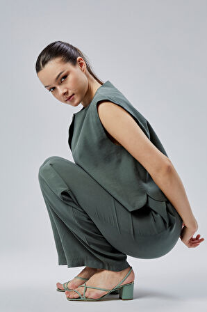 Kadın Yeşil Rahat Kesim Dokuma Pantolon