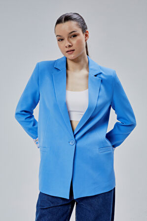 Kadın Kruvaze Yaka Kolu Katlama Detaylı Regular Vatkalı Blazer Ceket