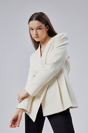 Ekru Regular Fit Pile Detaylı Blazer Ceket