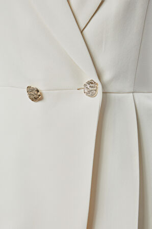 Ekru Regular Fit Pile Detaylı Blazer Ceket