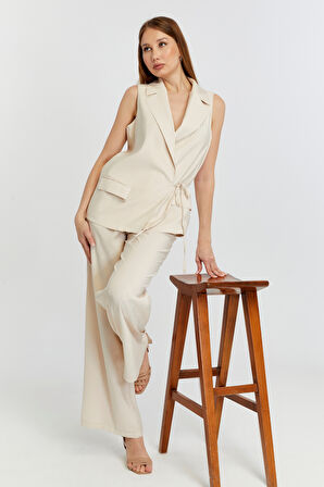 Bej Regular Fit Belden Bağlama Detaylı Astarlı Dokuma Yelek