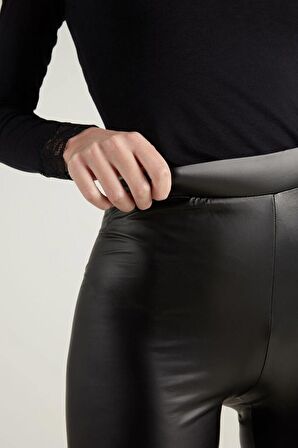 Kadın Yüksek Bel Toparlayıcı Ince Mat Deri Tayt - Siyah