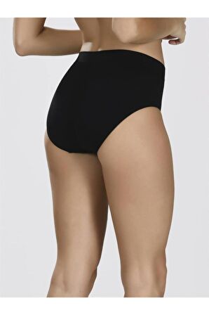 Kadın Beyaz Dikişsiz Esnek Slip Külot