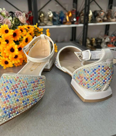 KISA TOPUK BİLEKTEN BAĞLI ÇOK RENLİ BONCUK DETAYLI SPOR ŞIKLIK KONFORLU KADIN AYAKKABI