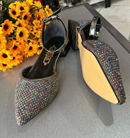 KISA TOPUK BİLEKTEN BAĞLI ÇOK RENLİ BONCUK DETAYLI SPOR ŞIKLIK KONFORLU KADIN AYAKKABI