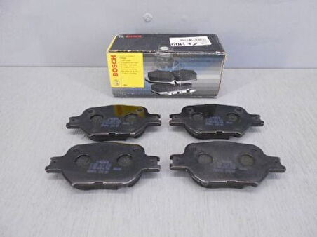 Bosch 0986424808 Ön Fren Balatası Corolla 2001 2007 Verso 2001 2003 446520500