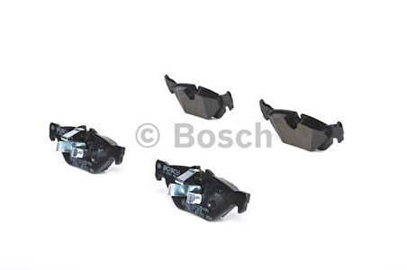 Bosch 0986494272 Fren Balatası Arka Kulaklı BMW E87 E90 X1 E83 34216767150