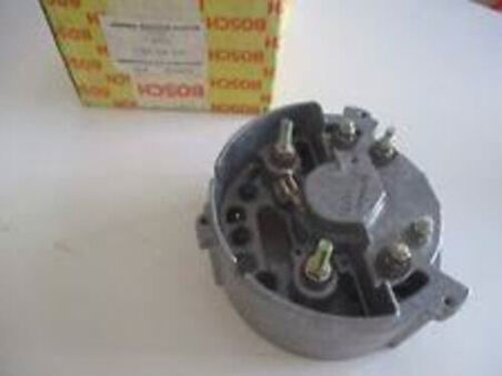 Bosch 1125827013 Alternatör Ön Kapağı Mercedes 0303 (87 91) MAN Otobüs 0001541049