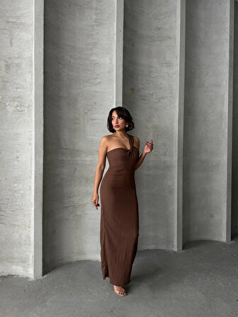 Kahverengi Tek Omuz Detaylı Krinkil Kumaş Astarlı Kadın Elbise