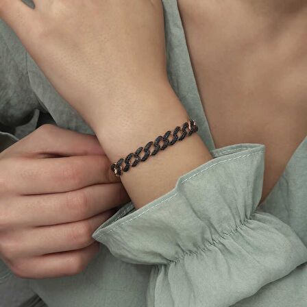 Gümüş Siyah Taşlı Gurmet Kadın Bileklik