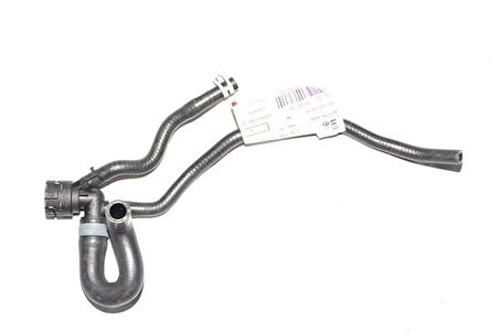 Volkswagen Golf Motor Radyatörü Üst Hortum (2013-2016) 1.4TSI, 1.2 TSI 5Q0122101H