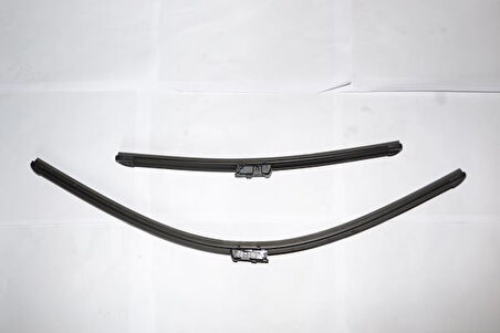 Toyota Avensis Ön Cam Sileceği (2010-2018) 2.0, 1.8, 1.6 8522205070