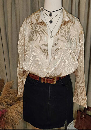 OVERSİZE KREM SATEN GÖMLEK