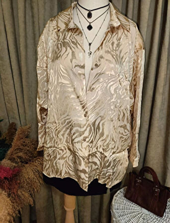 OVERSİZE KREM SATEN GÖMLEK