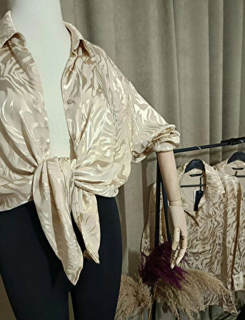 OVERSİZE KREM SATEN GÖMLEK