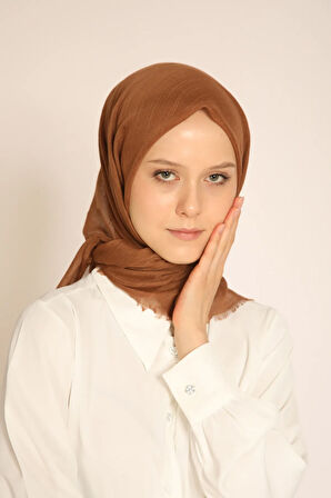 Flamlı Pamuklu Düz Renk Soft Eşarp – Terletmeyen, Kaymaz, Mevsimlik Rahat Kullanım