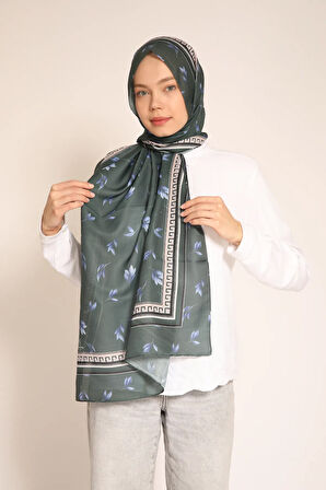 Desenli Yaprak MotifliLacivert Soft Kumaş Şal – Modern ve Şık Dokunuş