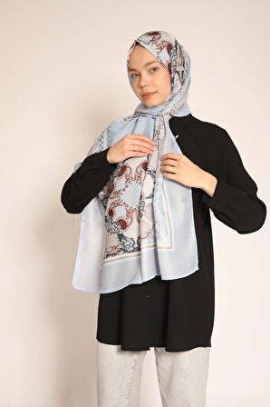 Bebe Mavi Zincir ve Barok Desenli Soft Şal – Zarif ve Modern Dokunuş