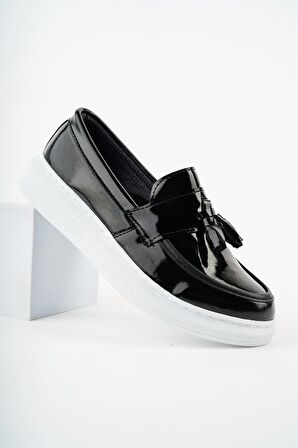 Püsküllü Siyah Rugan Erkek Çocuk Ayakkabı