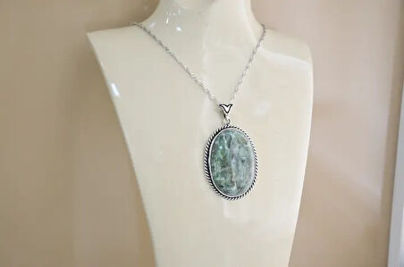 Gökyüzü Gümüş Çerçeve Kadın Zümrüt Kolye