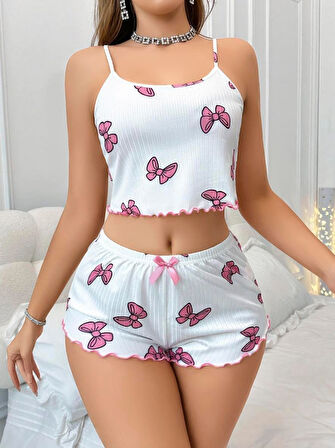 Pamuklu Beyaz Üstüne Pembe Kurdela Desenli Fitilli Askılı Şortlu Pijama Takımı
