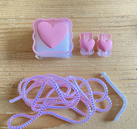 Brokoli Home iPhone 18W/20W Uyumlu Şarj Kılıfı, Şarj Kablosu Örme Aparatı, Kablo Koruyucu Aparatı,Pembe Kalp