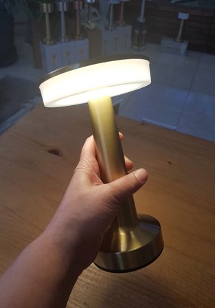 Dokunmatik Masa Ve Gece Lambası Dokunmatik Lamba Abajur Led Şarjlı Masa Lambası Ledli Masa Gold 21Cm