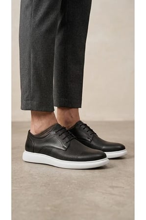 Hakiki Deri Siyah Erkek Beyaz Tabanlı Ayakkabı Lazer Delikli Ortopedik Taban Bağcıklı Günlük Casual Sneaker