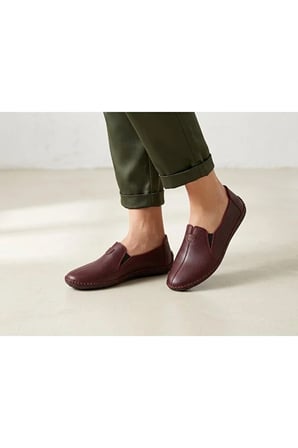 Hakiki Deri Beyaz Kadın Babet Ortopedik Taban Lazer Delikli Slip-On Comfort Ayakkabı
