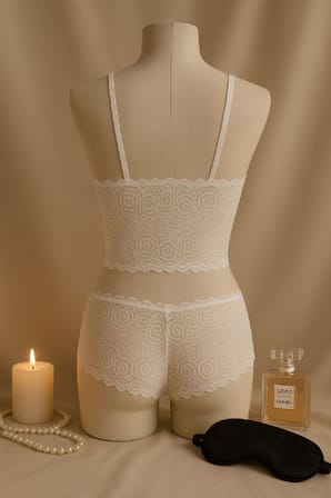 Kadın Beyaz Dantel Bralet Şort Takımı – Romantik Ve Zarif İç Giyim
