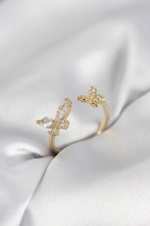 Kelebek Model Zirkon Taşlı Gold Renk Kadın Yüzük