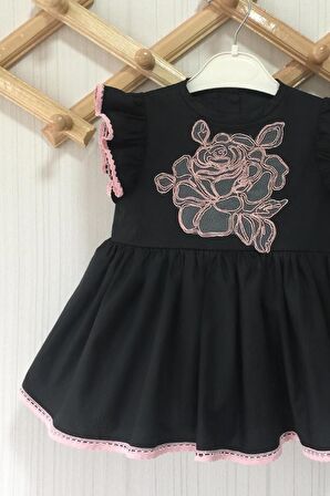 Gül Aplike Ve Dantel Detaylı Kız Çocuk Bebek Siyah Pamuklu Elbise