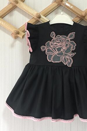 Gül Aplike Ve Dantel Detaylı Kız Çocuk Bebek Siyah Pamuklu Elbise