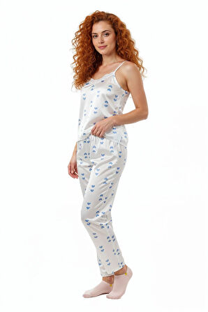 Altı Uzun Üstü Askılı Yumuşak Mavi Kalp Desenli Pijama Takımı Beyaz
