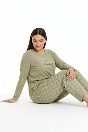 Üstü Yazılı Altı Kare Desenli Elite Viscose Uzun Büyük Beden Pijama Takımı Beyaz 3594