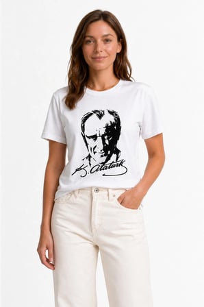 Atatürk Baskılı Beyaz Tişört Unisex %100 Pamuk Rahat Kalıp Günlük T-Shirt