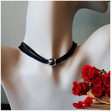 Siyah Makrome İp & Metal Boncuk Kadın Choker Kolye