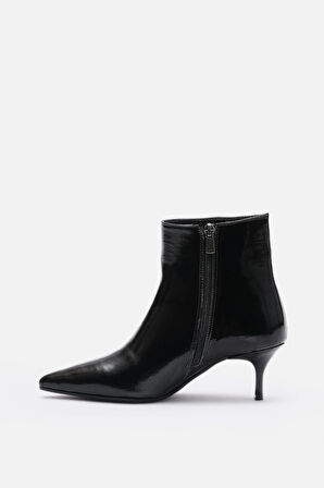 Bestyle NOIR Kadın Siyah Gerçek Rugan Deri İnce Topuklu  Fermuarlı Bot