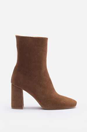 Bestyle İREM Kadın Taba Süet Gerçek Deri Fermuarlı Topuklu Bot