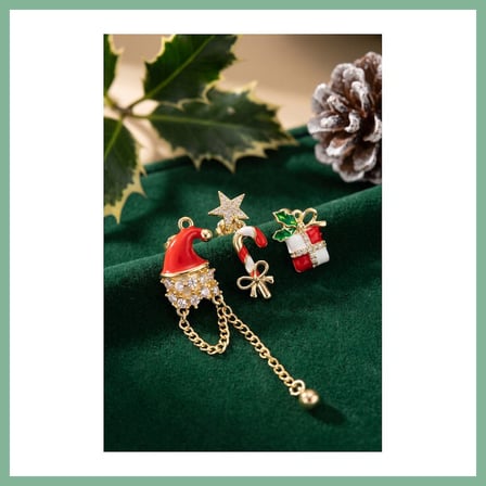 Bşk Virgo Gold Noel Baba Şapkalı Zirkon Taşlı Yılbaşı Küpe BSK2026