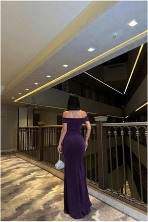 BŞK VİRGO Kayık Kesim Abiye Yaka Balık Elbise · Renk: Mor · Beden: M BSK2026