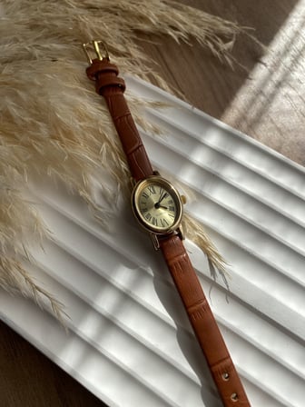 Bs Stıll Vintage Kadın Kol Saati Retro quartz deri kordon 1 Adet