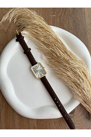 Bs Stıll Vintage Kadın Kol Saati Retro quartz deri kordon 1 Adet