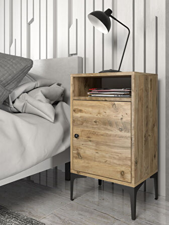 Wood'n Love Vio Metal Ayaklı Minifiks Bağlantı, Dolaplı Komodin - Atlantik Çam / Siyah