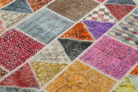 Modern Geometrik Desenli Kırmızı El Dokuma Halı Koridor Salon