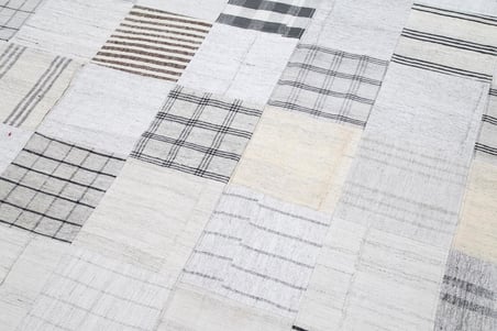 Ekru Gri Geometrik Desenli El Dokuma Salon Kilimi Modern Koridor Tipi