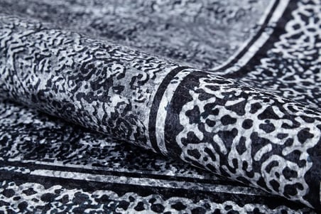 Gri Geometrik Eskitme Halı Kaymaz Tabanlı Salon Ve Koridor Modeli