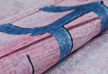 Pembe Kareli Desenli Dijital Baskı Yıkanabilir Çocuk Odası Halısı Koridor