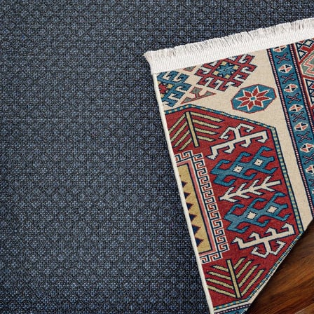 Krem Bordo Geometrik Etnik Kaymaz Tabanlı Salon ve Koridor Halısı