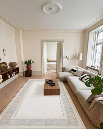 Gri Bordürlü Modern Salon Halısı Dijital Baskı Kaymaz Tabanlı Koridor Halısı